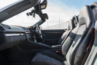 ポルシェ ボクスター(Type981) GTS ｽﾎﾟｰﾂｸﾛﾉPKG　GTSｲﾝﾃﾘｱPKG ｽﾎﾟｰﾂｼｰﾄ･ﾌﾟﾗｽ ﾅﾋﾞTV ｽﾎﾟｰﾂｴｸﾞｿﾞｰｽﾄ PASM PDLS ｽﾎﾟｰﾂﾃﾞｻﾞｲﾝｽﾃｱﾘﾝｸﾞ 電動Dﾐﾗｰ TPM ｶﾚﾗS20ｲﾝﾁAW　2年保証