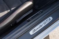 ポルシェ ボクスター(Type981) GTS ｽﾎﾟｰﾂｸﾛﾉPKG　GTSｲﾝﾃﾘｱPKG ｽﾎﾟｰﾂｼｰﾄ･ﾌﾟﾗｽ ﾅﾋﾞTV ｽﾎﾟｰﾂｴｸﾞｿﾞｰｽﾄ PASM PDLS ｽﾎﾟｰﾂﾃﾞｻﾞｲﾝｽﾃｱﾘﾝｸﾞ 電動Dﾐﾗｰ TPM ｶﾚﾗS20ｲﾝﾁAW　2年保証