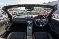 ポルシェ ボクスター(Type981) GTS ｽﾎﾟｰﾂｸﾛﾉPKG　GTSｲﾝﾃﾘｱPKG ｽﾎﾟｰﾂｼｰﾄ･ﾌﾟﾗｽ ﾅﾋﾞTV ｽﾎﾟｰﾂｴｸﾞｿﾞｰｽﾄ PASM PDLS ｽﾎﾟｰﾂﾃﾞｻﾞｲﾝｽﾃｱﾘﾝｸﾞ 電動Dﾐﾗｰ TPM ｶﾚﾗS20ｲﾝﾁAW　2年保証