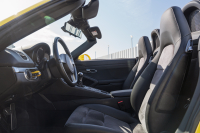 ポルシェ ボクスター(Type981) ﾍﾞｰｽｸﾞﾚｰﾄﾞ ｽﾎﾟｰﾂｸﾛﾉPKG　6速ﾏﾆｭｱﾙ 左ﾊﾝﾄﾞﾙ ﾌﾞﾗｯｸﾊｰﾌﾚｻﾞｰｼｰﾄﾋｰﾀｰ ﾌﾞﾗｯｸｿﾌﾄﾄｯﾌﾟ ﾅﾋﾞTV PDLS 電動Dﾐﾗｰ ﾋﾞﾙｼｭﾀｲﾝ車高調 ﾎﾞｸｽﾀｰS19ｲﾝﾁAW　2年保証