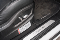 ポルシェ カイエン ﾍﾞｰｽｸﾞﾚｰﾄﾞ　1ｵｰﾅｰ 2019年ﾓﾃﾞﾙ ﾌﾞﾗｯｸﾚｻﾞｰｼｰﾄ PCMﾅﾋﾞ CarPlay ｽﾎﾟｰﾂﾃﾞｻﾞｲﾝｽﾌﾛﾝﾄｴﾌﾟﾛﾝ ｴﾝﾄﾘｰﾄﾞﾗｲﾌﾞ ACC ｱﾗｳﾝﾄﾞﾋﾞｭｰ TPM ｶｲｴﾝ19AW　2年保証