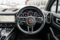 ポルシェ カイエン ﾍﾞｰｽｸﾞﾚｰﾄﾞ　1ｵｰﾅｰ 2019年ﾓﾃﾞﾙ ﾌﾞﾗｯｸﾚｻﾞｰｼｰﾄ PCMﾅﾋﾞ CarPlay ｽﾎﾟｰﾂﾃﾞｻﾞｲﾝｽﾌﾛﾝﾄｴﾌﾟﾛﾝ ｴﾝﾄﾘｰﾄﾞﾗｲﾌﾞ ACC ｱﾗｳﾝﾄﾞﾋﾞｭｰ TPM ｶｲｴﾝ19AW　2年保証