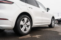 ポルシェ カイエン ﾍﾞｰｽｸﾞﾚｰﾄﾞ　1ｵｰﾅｰ 2019年ﾓﾃﾞﾙ ﾌﾞﾗｯｸﾚｻﾞｰｼｰﾄ PCMﾅﾋﾞ CarPlay ｽﾎﾟｰﾂﾃﾞｻﾞｲﾝｽﾌﾛﾝﾄｴﾌﾟﾛﾝ ｴﾝﾄﾘｰﾄﾞﾗｲﾌﾞ ACC ｱﾗｳﾝﾄﾞﾋﾞｭｰ TPM ｶｲｴﾝ19AW　2年保証