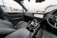 ポルシェ カイエン ﾍﾞｰｽｸﾞﾚｰﾄﾞ　1ｵｰﾅｰ 2019年ﾓﾃﾞﾙ ﾌﾞﾗｯｸﾚｻﾞｰｼｰﾄ PCMﾅﾋﾞ CarPlay ｽﾎﾟｰﾂﾃﾞｻﾞｲﾝｽﾌﾛﾝﾄｴﾌﾟﾛﾝ ｴﾝﾄﾘｰﾄﾞﾗｲﾌﾞ ACC ｱﾗｳﾝﾄﾞﾋﾞｭｰ TPM ｶｲｴﾝ19AW　2年保証