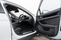 ポルシェ パナメーラ スポーツツーリスモ 4　ﾌﾞﾗｯｸﾚｻﾞｰｼｰﾄ ﾊﾟﾉﾗﾏｻﾝﾙｰﾌ PCMﾅﾋﾞ CayPlay PDLS/LEDﾗｲﾄ PASM/ｴｱｻｽ ｴﾝﾄﾘｰD ACC ﾊﾟﾅﾒｰﾗﾀｰﾎﾞ20ｲﾝﾁAW　2年保証