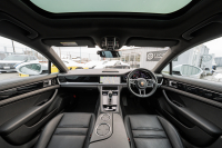 ポルシェ パナメーラ スポーツツーリスモ 4　ﾌﾞﾗｯｸﾚｻﾞｰｼｰﾄ ﾊﾟﾉﾗﾏｻﾝﾙｰﾌ PCMﾅﾋﾞ CayPlay PDLS/LEDﾗｲﾄ PASM/ｴｱｻｽ ｴﾝﾄﾘｰD ACC ﾊﾟﾅﾒｰﾗﾀｰﾎﾞ20ｲﾝﾁAW　2年保証