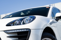 ポルシェ マカン ﾍﾞｰｽｸﾞﾚｰﾄﾞ　2017年ﾓﾃﾞﾙ ｱｹﾞｰﾄｸﾞﾚｰﾊｰﾌﾚｻﾞｰｼｰﾄ PCMﾅﾋﾞ ﾊﾟｰｸｱｼｽﾄ TPM ｸﾙｰｽﾞｺﾝﾄﾛｰﾙ ﾙｰﾌﾚｰﾙ ｵｰﾄﾃｰﾙｹﾞｰﾄ LDW ｶﾗｰｸﾚｽﾄｷｬｯﾌﾟ ﾏｶﾝﾀｰﾎﾞ19ｲﾝﾁAW　2年保証