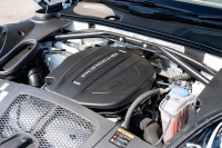 ポルシェ マカン ﾍﾞｰｽｸﾞﾚｰﾄﾞ　2017年ﾓﾃﾞﾙ ｱｹﾞｰﾄｸﾞﾚｰﾊｰﾌﾚｻﾞｰｼｰﾄ PCMﾅﾋﾞ ﾊﾟｰｸｱｼｽﾄ TPM ｸﾙｰｽﾞｺﾝﾄﾛｰﾙ ﾙｰﾌﾚｰﾙ ｵｰﾄﾃｰﾙｹﾞｰﾄ LDW ｶﾗｰｸﾚｽﾄｷｬｯﾌﾟ ﾏｶﾝﾀｰﾎﾞ19ｲﾝﾁAW　2年保証