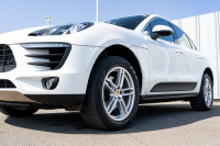 ポルシェ マカン ﾍﾞｰｽｸﾞﾚｰﾄﾞ　2017年ﾓﾃﾞﾙ ｱｹﾞｰﾄｸﾞﾚｰﾊｰﾌﾚｻﾞｰｼｰﾄ PCMﾅﾋﾞ ﾊﾟｰｸｱｼｽﾄ TPM ｸﾙｰｽﾞｺﾝﾄﾛｰﾙ ﾙｰﾌﾚｰﾙ ｵｰﾄﾃｰﾙｹﾞｰﾄ LDW ｶﾗｰｸﾚｽﾄｷｬｯﾌﾟ ﾏｶﾝﾀｰﾎﾞ19ｲﾝﾁAW　2年保証