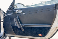 ポルシェ 911(Type997) ｶﾚﾗ　ﾌﾞﾗｯｸﾚｻﾞｰｼｰﾄ ｱﾙｶﾝﾀｰﾗﾙｰﾌﾗｲﾅｰ ｶﾛｯﾂｪﾘｱﾅﾋﾞ ﾌﾙｾｸﾞTV ｵｰﾄｴｱｺﾝ PSM ｷｾﾉﾝﾗｲﾄ F/Rﾌｫｸﾞ ｶﾚﾗ18ｲﾝﾁAW　2年保証