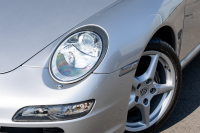 ポルシェ 911(Type997) ｶﾚﾗ　ﾌﾞﾗｯｸﾚｻﾞｰｼｰﾄ ｱﾙｶﾝﾀｰﾗﾙｰﾌﾗｲﾅｰ ｶﾛｯﾂｪﾘｱﾅﾋﾞ ﾌﾙｾｸﾞTV ｵｰﾄｴｱｺﾝ PSM ｷｾﾉﾝﾗｲﾄ F/Rﾌｫｸﾞ ｶﾚﾗ18ｲﾝﾁAW　2年保証