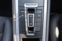 ポルシェ ボクスター(Type981) ﾍﾞｰｽｸﾞﾚｰﾄﾞ　ﾌﾞﾗｯｸﾊｰﾌﾚｻﾞｰ ﾌﾞﾗｯｸｿﾌﾄﾄｯﾌﾟ ﾅﾋﾞTV ｽﾎﾟｰﾂﾃﾞｻﾞｲﾝｽﾃｱﾘﾝｸﾞ PDLS ｵｰﾄA/C 電動Dﾐﾗｰ ｹｲﾏﾝ18ｲﾝﾁAW ｶﾗｰｸﾚｽﾄｾﾝﾀｰｷｬｯﾌﾟ　2年保証