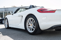 ポルシェ ボクスター(Type981) ﾍﾞｰｽｸﾞﾚｰﾄﾞ　ﾌﾞﾗｯｸﾊｰﾌﾚｻﾞｰ ﾌﾞﾗｯｸｿﾌﾄﾄｯﾌﾟ ﾅﾋﾞTV ｽﾎﾟｰﾂﾃﾞｻﾞｲﾝｽﾃｱﾘﾝｸﾞ PDLS ｵｰﾄA/C 電動Dﾐﾗｰ ｹｲﾏﾝ18ｲﾝﾁAW ｶﾗｰｸﾚｽﾄｾﾝﾀｰｷｬｯﾌﾟ　2年保証