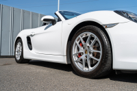 ポルシェ ボクスター(Type981) ﾍﾞｰｽｸﾞﾚｰﾄﾞ　ﾌﾞﾗｯｸﾊｰﾌﾚｻﾞｰ ﾌﾞﾗｯｸｿﾌﾄﾄｯﾌﾟ ﾅﾋﾞTV ｽﾎﾟｰﾂﾃﾞｻﾞｲﾝｽﾃｱﾘﾝｸﾞ PDLS ｵｰﾄA/C 電動Dﾐﾗｰ ｹｲﾏﾝ18ｲﾝﾁAW ｶﾗｰｸﾚｽﾄｾﾝﾀｰｷｬｯﾌﾟ　2年保証