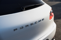 ポルシェ マカン ﾍﾞｰｽｸﾞﾚｰﾄﾞ　ﾌﾞﾗｯｸﾊｰﾌﾚｻﾞｰｼｰﾄ ｸﾗﾘｵﾝSDﾅﾋﾞ ﾌﾙｾｸﾞTV PDLS ｵｰﾄﾃｰﾙｹﾞｰﾄ ｶﾗｰｸﾚｽﾄｷｬｯﾌﾟ ﾏｶﾝS18ｲﾝﾁAW ﾊﾞｯｸ&ｻｲﾄﾞｶﾒﾗ ﾏﾙﾁﾌｧﾝｸｼｮﾝｽﾃｱ　2年保証