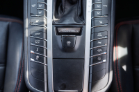 ポルシェ マカン GTS ｽﾎﾟｰﾂｸﾛﾉPKG　MY17 GTSｲﾝﾃﾘｱPKG ﾌﾞﾗｯｸﾚｻﾞｰｼｰﾄ PCM ｽﾎﾟｰﾂｴｸﾞｿﾞｰｽﾄ ﾊﾟﾄﾞﾙ  PASM PDLS/LED ｸﾙｺﾝ RSｽﾊﾟｲﾀﾞｰ20AW　2年保証