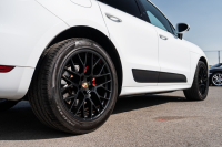 ポルシェ マカン GTS ｽﾎﾟｰﾂｸﾛﾉPKG　MY17 GTSｲﾝﾃﾘｱPKG ﾌﾞﾗｯｸﾚｻﾞｰｼｰﾄ PCM ｽﾎﾟｰﾂｴｸﾞｿﾞｰｽﾄ ﾊﾟﾄﾞﾙ  PASM PDLS/LED ｸﾙｺﾝ RSｽﾊﾟｲﾀﾞｰ20AW　2年保証