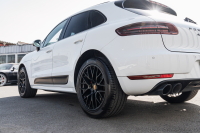 ポルシェ マカン GTS ｽﾎﾟｰﾂｸﾛﾉPKG　MY17 GTSｲﾝﾃﾘｱPKG ﾌﾞﾗｯｸﾚｻﾞｰｼｰﾄ PCM ｽﾎﾟｰﾂｴｸﾞｿﾞｰｽﾄ ﾊﾟﾄﾞﾙ  PASM PDLS/LED ｸﾙｺﾝ RSｽﾊﾟｲﾀﾞｰ20AW　2年保証