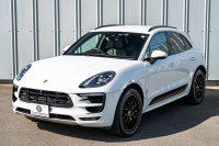 ポルシェ マカン GTS ｽﾎﾟｰﾂｸﾛﾉPKG　MY17 GTSｲﾝﾃﾘｱPKG ﾌﾞﾗｯｸﾚｻﾞｰｼｰﾄ PCM ｽﾎﾟｰﾂｴｸﾞｿﾞｰｽﾄ ﾊﾟﾄﾞﾙ  PASM PDLS/LED ｸﾙｺﾝ RSｽﾊﾟｲﾀﾞｰ20AW　2年保証