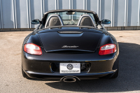 ポルシェ ボクスター(Type987) ﾍﾞｰｽｸﾞﾚｰﾄﾞ　2008年ﾓﾃﾞﾙ 5速ﾏﾆｭｱﾙ ｽﾄｰﾝｸﾞﾚｰﾊｰﾌﾚｻﾞｰ ﾌﾞﾗｯｸｿﾌﾄﾄｯﾌﾟ ｶﾛｯﾂｪﾘｱﾅﾋﾞ ｽﾎﾟｰﾂｽﾃｱﾘﾝｸﾞ ﾋﾞﾙｼｭﾀｲﾝｻｽ 18ｲﾝﾁAW　2年保証