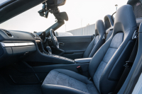 ポルシェ ボクスター(Type981) S　ﾖｯﾃｨﾝｸﾞﾌﾞﾙｰﾊｰﾌﾚｻﾞｰｼｰﾄ ｼｰﾄﾋｰﾀｰ ﾌﾞﾙｰｿﾌﾄﾄｯﾌﾟ ｶﾛｯﾂｪﾘｱﾅﾋﾞ ﾌﾙｾｸﾞTV CarPlay Bｶﾒﾗ PDLS ｽﾎﾟｰﾂﾃﾞｻﾞｲﾝｽﾃｱﾘﾝｸﾞ 電動Dﾐﾗｰ ｵｰﾄA/C ｹｲﾏﾝS19AW　2年保証