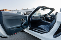 ポルシェ ボクスター(Type981) S　ﾖｯﾃｨﾝｸﾞﾌﾞﾙｰﾊｰﾌﾚｻﾞｰｼｰﾄ ｼｰﾄﾋｰﾀｰ ﾌﾞﾙｰｿﾌﾄﾄｯﾌﾟ ｶﾛｯﾂｪﾘｱﾅﾋﾞ ﾌﾙｾｸﾞTV CarPlay Bｶﾒﾗ PDLS ｽﾎﾟｰﾂﾃﾞｻﾞｲﾝｽﾃｱﾘﾝｸﾞ 電動Dﾐﾗｰ ｵｰﾄA/C ｹｲﾏﾝS19AW　2年保証