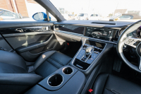 ポルシェ パナメーラ ﾍﾞｰｽｸﾞﾚｰﾄﾞ　2018年ﾓﾃﾞﾙ ﾌﾞﾗｯｸﾚｻﾞｰｼｰﾄ ｼｰﾄﾋｰﾀｰ PCMﾅﾋﾞ CarPlay ｱﾗｳﾝﾄﾞﾋﾞｭｰ ｴﾝﾄﾘｰﾄﾞﾗｲﾌﾞ PASM/ｴｱｻｽ LEDﾗｲﾄ TPM ﾊﾟﾅﾒｰﾗﾃﾞｻﾞｲﾝ20ｲﾝﾁAW　2年保証