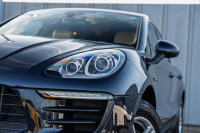 ポルシェ マカン ﾍﾞｰｽｸﾞﾚｰﾄﾞ　ﾍﾞｰｼﾞｭﾊｰﾌﾚｻﾞｰｼｰﾄ ﾊﾟﾉﾗﾏSR PCMﾅﾋﾞ ｴﾝﾄﾘｰD TPM ｸﾙｰｽﾞｺﾝﾄﾛｰﾙ ﾚｰﾝﾁｪﾝｼﾞｱｼｽﾄ LDW ｶﾗｰｸﾚｽﾄｷｬｯﾌﾟ ﾏｶﾝS18ｲﾝﾁAW　2年保証