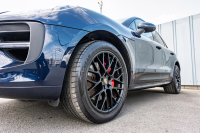 ポルシェ マカン GTS ｽﾎﾟｰﾂｸﾛﾉPKG　ﾌﾞﾗｯｸﾚｻﾞｰPKG PCM AppleCarPlay ｽﾎﾟｴｸﾞACC ｴﾝﾄﾘｰﾄﾞﾗｲﾌﾞ PASM/ｴｱｻｽ PDLS/LED RSｽﾊﾟｲﾀﾞｰ20AW　2年保証