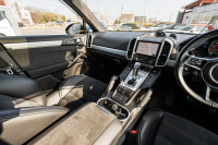 ポルシェ カイエン GTS ｽﾎﾟｰﾂｸﾛﾉPKG　1ｵﾅ MY18 ﾌﾞﾗｯｸﾊｰﾌﾚｻﾞｰｼｰﾄ ｼｰﾄﾋｰﾀｰ ﾊﾟﾉﾗﾏSR PCMﾅﾋﾞ ｴﾝﾄﾘｰﾄﾞﾗｲﾌﾞ ｷｾﾉﾝﾗｲﾄ ｽﾎﾟｰﾂﾃｰﾙﾊﾟｲﾌﾟ RSｽﾊﾟｲﾀﾞｰ20ｲﾝﾁAW　2年保証