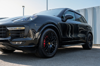 ポルシェ カイエン GTS ｽﾎﾟｰﾂｸﾛﾉPKG　1ｵﾅ MY18 ﾌﾞﾗｯｸﾊｰﾌﾚｻﾞｰｼｰﾄ ｼｰﾄﾋｰﾀｰ ﾊﾟﾉﾗﾏSR PCMﾅﾋﾞ ｴﾝﾄﾘｰﾄﾞﾗｲﾌﾞ ｷｾﾉﾝﾗｲﾄ ｽﾎﾟｰﾂﾃｰﾙﾊﾟｲﾌﾟ RSｽﾊﾟｲﾀﾞｰ20ｲﾝﾁAW　2年保証