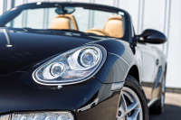 ポルシェ ボクスター(Type987) ﾍﾞｰｽｸﾞﾚｰﾄﾞ　後期ﾓﾃﾞﾙ ﾍﾞｰｼﾞｭﾊｰﾌﾚｻﾞｰｼｰﾄ ｼｰﾄﾋｰﾀｰ ﾌﾞﾗｯｸｿﾌﾄﾄｯﾌﾟ ｸﾗﾘｵﾝﾅﾋﾞTV ﾀﾞｲﾅﾐｯｸｺｰﾅﾘﾝｸﾞﾗｲﾄ ｵｰﾄｴｱｺﾝ ﾎﾞｸｽﾀｰ17ｲﾝﾁAW　2年保証