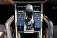 ポルシェ カイエン S ｽﾎﾟｰﾂｸﾛﾉPKG　ﾍﾞｰｼﾞｭﾚｻﾞｰｼｰﾄ ﾊﾟﾉﾗﾏﾙｰﾌ PCM CarPlay PASM/ｴｱｻｽ PDLS+ ﾌﾞﾙﾒｽﾀｰ ﾍﾞﾝﾁﾚｰﾀｰ ｱﾝﾋﾞｴﾝﾄﾗｲﾄ ACC RSｽﾊﾟｲﾀﾞｰ21ｲﾝﾁAW　2年保証