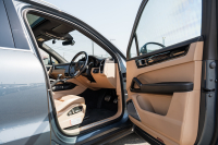 ポルシェ カイエン S ｽﾎﾟｰﾂｸﾛﾉPKG　ﾍﾞｰｼﾞｭﾚｻﾞｰｼｰﾄ ﾊﾟﾉﾗﾏﾙｰﾌ PCM CarPlay PASM/ｴｱｻｽ PDLS+ ﾌﾞﾙﾒｽﾀｰ ﾍﾞﾝﾁﾚｰﾀｰ ｱﾝﾋﾞｴﾝﾄﾗｲﾄ ACC RSｽﾊﾟｲﾀﾞｰ21ｲﾝﾁAW　2年保証