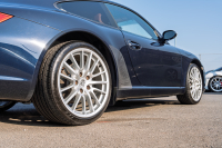 ポルシェ 911(Type997) ｶﾚﾗ　ﾃﾗｺｯﾀﾚｻﾞｰｼｰﾄ ｱﾙｶﾝﾀｰﾗﾙｰﾌﾗｲﾅｰ ｲｸﾘﾌﾟｽﾅﾋﾞTV ｵｰﾄｴｱｺﾝ PSM ｷｾﾉﾝﾗｲﾄ F/Rﾌｫｸﾞ ｽﾎﾟｰﾂﾃﾞｻﾞｲﾝ19ｲﾝﾁAW　2年保証