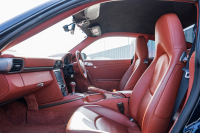 ポルシェ 911(Type997) ｶﾚﾗ　ﾃﾗｺｯﾀﾚｻﾞｰｼｰﾄ ｱﾙｶﾝﾀｰﾗﾙｰﾌﾗｲﾅｰ ｲｸﾘﾌﾟｽﾅﾋﾞTV ｵｰﾄｴｱｺﾝ PSM ｷｾﾉﾝﾗｲﾄ F/Rﾌｫｸﾞ ｽﾎﾟｰﾂﾃﾞｻﾞｲﾝ19ｲﾝﾁAW　2年保証