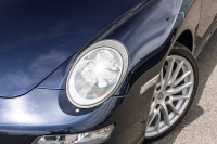 ポルシェ 911(Type997) ｶﾚﾗ　ﾃﾗｺｯﾀﾚｻﾞｰｼｰﾄ ｱﾙｶﾝﾀｰﾗﾙｰﾌﾗｲﾅｰ ｲｸﾘﾌﾟｽﾅﾋﾞTV ｵｰﾄｴｱｺﾝ PSM ｷｾﾉﾝﾗｲﾄ F/Rﾌｫｸﾞ ｽﾎﾟｰﾂﾃﾞｻﾞｲﾝ19ｲﾝﾁAW　2年保証