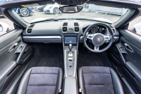 ポルシェ ボクスター(Type981) ﾍﾞｰｽｸﾞﾚｰﾄﾞ　ﾌﾞﾗｯｸﾊｰﾌﾚｻﾞｰ ﾌﾞﾗｯｸｿﾌﾄﾄｯﾌﾟ ﾅﾋﾞTV ｽﾎﾟｰﾂﾃﾞｻﾞｲﾝｽﾃｱﾘﾝｸﾞ PDLS 電動Dﾐﾗｰ TPM ﾎﾞｸｽﾀｰ18ｲﾝﾁAW　2年保証