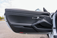 ポルシェ ボクスター(Type981) ﾍﾞｰｽｸﾞﾚｰﾄﾞ　ﾌﾞﾗｯｸﾊｰﾌﾚｻﾞｰ ﾌﾞﾗｯｸｿﾌﾄﾄｯﾌﾟ ﾅﾋﾞTV ｽﾎﾟｰﾂﾃﾞｻﾞｲﾝｽﾃｱﾘﾝｸﾞ PDLS 電動Dﾐﾗｰ TPM ﾎﾞｸｽﾀｰ18ｲﾝﾁAW　2年保証