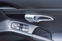 ポルシェ 718 ケイマン S ｽﾎﾟｰﾂｸﾛﾉPKG　ﾌﾞﾗｯｸﾊｰﾌﾚｻﾞｰｼｰﾄ PCMﾅﾋﾞ AppleCarplay GTｽﾎﾟｰﾂｽﾃｱ TPM ｷｾﾉﾝ 電格ﾐﾗｰ ｹｲﾏﾝS19ｲﾝﾁAW ﾊﾟｰｸｱｼｽﾄ　2年保証