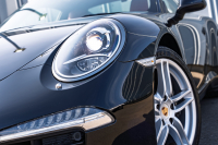 ポルシェ 911(Type991.1) ｶﾚﾗ　MY14 ｶﾚﾗﾚｯﾄﾞﾚｻﾞｰｲﾝﾃﾘｱ 14Wayｴﾚｸﾄﾘｯｸｼｰﾄ ｼｰﾄﾋｰﾀｰ ｽﾄﾗｰﾀﾞﾅﾋﾞ ﾌﾙｾｸﾞTV Bｶﾒﾗ PDLS ｽﾎﾟｰﾂﾃﾞｻﾞｲﾝｽﾃｱﾘﾝｸﾞ ｵｰﾄｴｱｺﾝ 電動Dﾐﾗｰ TPM ｶﾚﾗ19ｲﾝﾁAW　2年保証