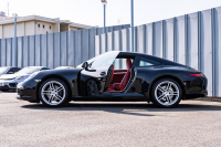 ポルシェ 911(Type991.1) ｶﾚﾗ　MY14 ｶﾚﾗﾚｯﾄﾞﾚｻﾞｰｲﾝﾃﾘｱ 14Wayｴﾚｸﾄﾘｯｸｼｰﾄ ｼｰﾄﾋｰﾀｰ ｽﾄﾗｰﾀﾞﾅﾋﾞ ﾌﾙｾｸﾞTV Bｶﾒﾗ PDLS ｽﾎﾟｰﾂﾃﾞｻﾞｲﾝｽﾃｱﾘﾝｸﾞ ｵｰﾄｴｱｺﾝ 電動Dﾐﾗｰ TPM ｶﾚﾗ19ｲﾝﾁAW　2年保証