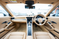 ポルシェ 911(Type991.1) ｶﾚﾗ ｽﾎﾟｰﾂｸﾛﾉPKG　ﾍﾞｰｼﾞｭﾚｻﾞｰｼｰﾄ ｼｰﾄﾋｰﾀｰ ｶﾛｯﾂｪﾘｱﾅﾋﾞ ﾌﾙｾｸﾞTV Bｶﾒﾗ ｽﾎﾟｰﾂﾃﾞｻﾞｲﾝｽﾃｱﾘﾝｸﾞ ｸﾙｺﾝ ｵｰﾄｴｱｺﾝ 電動Dﾐﾗｰ TPM ｶﾚﾗ19ｲﾝﾁAW　2年保証