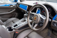 ポルシェ マカン ﾍﾞｰｽｸﾞﾚｰﾄﾞ ｽﾎﾟｰﾂｸﾛﾉPKG　ｱｹﾞｰﾄｸﾞﾚｰﾚｻﾞｰ ﾍﾞﾝﾁﾚｰﾀｰ ﾊﾟﾉﾗﾏｻﾝﾙｰﾌ PCMﾅﾋﾞ ｱﾗｳﾝﾄﾞﾋﾞｭｰ ｴﾝﾄﾘｰﾄﾞﾗｲﾌﾞ ACC ﾚｰﾝﾁｪﾝｼﾞ PDLS+ PASM TPM ﾏｶﾝﾀｰﾎﾞ20ｲﾝﾁAW　2年保証