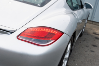 ポルシェ ケイマン(Type987) ﾍﾞｰｽｸﾞﾚｰﾄﾞ　後期ﾓﾃﾞﾙ ﾌﾞﾗｯｸﾊｰﾌﾚｻﾞｰｼｰﾄ ｼｰﾄﾋｰﾀｰ ｸﾗﾘｵﾝﾅﾋﾞ ﾌﾙｾｸﾞTV ﾊﾞｯｸｶﾒﾗ ﾀﾞｲﾅﾐｯｸｺｰﾅﾘﾝｸﾞﾗｲﾄ ｵｰﾄｴｱｺﾝ ｹｲﾏﾝ17ｲﾝﾁAW　2年保証