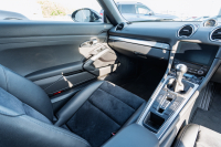 ポルシェ 718 ボクスター ﾍﾞｰｽｸﾞﾚｰﾄﾞ ｽﾎﾟｰﾂｸﾛﾉPKG　6速ﾏﾆｭｱﾙ ﾌﾞﾗｯｸﾊｰﾌﾚｻﾞｰ ｼｰﾄﾋｰﾀｰ ﾌﾞﾗｯｸｿﾌﾄﾄｯﾌﾟ PCMﾅﾋﾞTV CarPlay PASM GTｽﾎﾟｰﾂｽﾃｱ ｽﾎﾟｰﾂﾃｰﾙﾊﾟｲﾌﾟ  ﾎﾞｸｽﾀｰS19ｲﾝﾁAW　2年保証