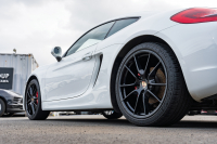 ポルシェ ケイマン(Type981) S ｽﾎﾟｰﾂｸﾛﾉPKG　ﾌﾞﾗｯｸﾊｰﾌﾚｻﾞｰｼｰﾄ ｼｰﾄﾋｰﾀｰ ｸﾗﾘｵﾝﾅﾋﾞTV ｽﾎﾟｰﾂﾃﾞｻﾞｲﾝｽﾃｱﾘﾝｸﾞ PDLS 電動Dﾐﾗｰ ｵｰﾄｴｱｺﾝ TPM ｶﾚﾗS20ｲﾝﾁAW　2年保証