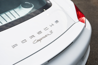 ポルシェ ケイマン(Type981) S ｽﾎﾟｰﾂｸﾛﾉPKG　ﾌﾞﾗｯｸﾊｰﾌﾚｻﾞｰｼｰﾄ ｼｰﾄﾋｰﾀｰ ｸﾗﾘｵﾝﾅﾋﾞTV ｽﾎﾟｰﾂﾃﾞｻﾞｲﾝｽﾃｱﾘﾝｸﾞ PDLS 電動Dﾐﾗｰ ｵｰﾄｴｱｺﾝ TPM ｶﾚﾗS20ｲﾝﾁAW　2年保証