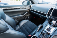 ポルシェ カイエン ﾌﾟﾗﾁﾅｴﾃﾞｨｼｮﾝ　特別仕様車 後期ﾓﾃﾞﾙ ﾌﾞﾗｯｸﾊｰﾌﾚｻﾞｰｼｰﾄ ｻﾝﾙｰﾌ PCMﾅﾋﾞ 地ﾃﾞｼﾞﾁｭｰﾅｰ PDLS+/LEDﾗｲﾄ ｽﾎﾟｰﾂﾃｰﾙﾊﾟｲﾌﾟ 911ﾀｰﾎﾞﾃﾞｻﾞｲﾝ21ｲﾝﾁAW　2年保証