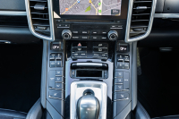 ポルシェ カイエン ﾌﾟﾗﾁﾅｴﾃﾞｨｼｮﾝ　特別仕様車 後期ﾓﾃﾞﾙ ﾌﾞﾗｯｸﾊｰﾌﾚｻﾞｰｼｰﾄ ｻﾝﾙｰﾌ PCMﾅﾋﾞ 地ﾃﾞｼﾞﾁｭｰﾅｰ PDLS+/LEDﾗｲﾄ ｽﾎﾟｰﾂﾃｰﾙﾊﾟｲﾌﾟ 911ﾀｰﾎﾞﾃﾞｻﾞｲﾝ21ｲﾝﾁAW　2年保証